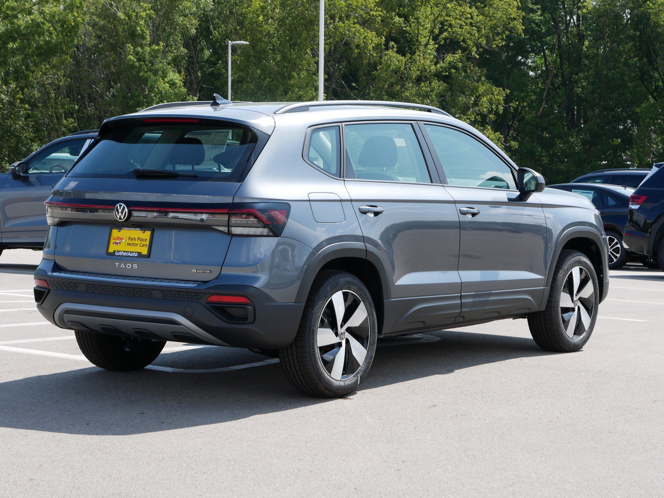 2025 Volkswagen Taos S photo 2