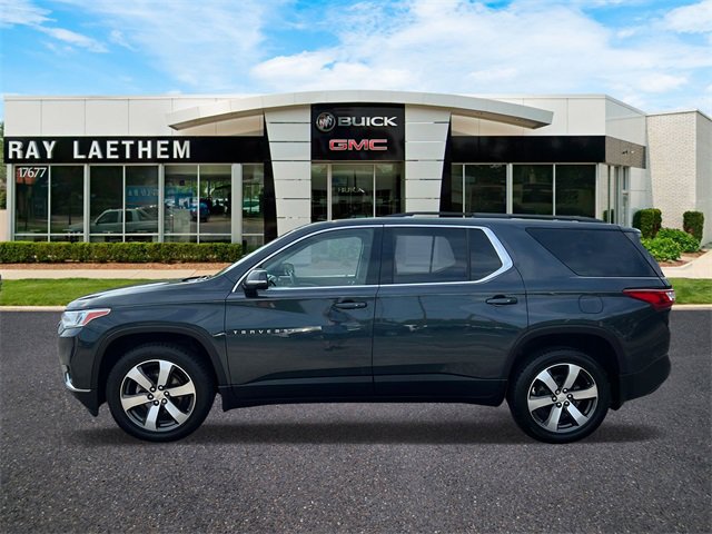 Used 2019 Chevrolet Traverse 3LT with VIN 1GNERHKW1KJ142213 for sale in Detroit, MI