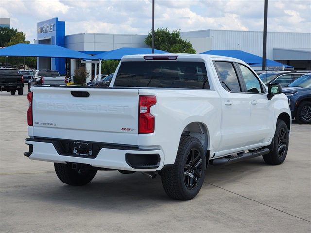 2026 Chevrolet Silverado RST photo 4