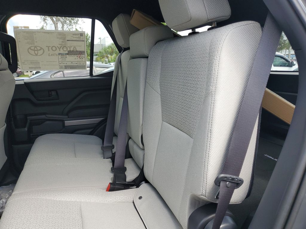 2025 Toyota 4Runner SR5 photo 16