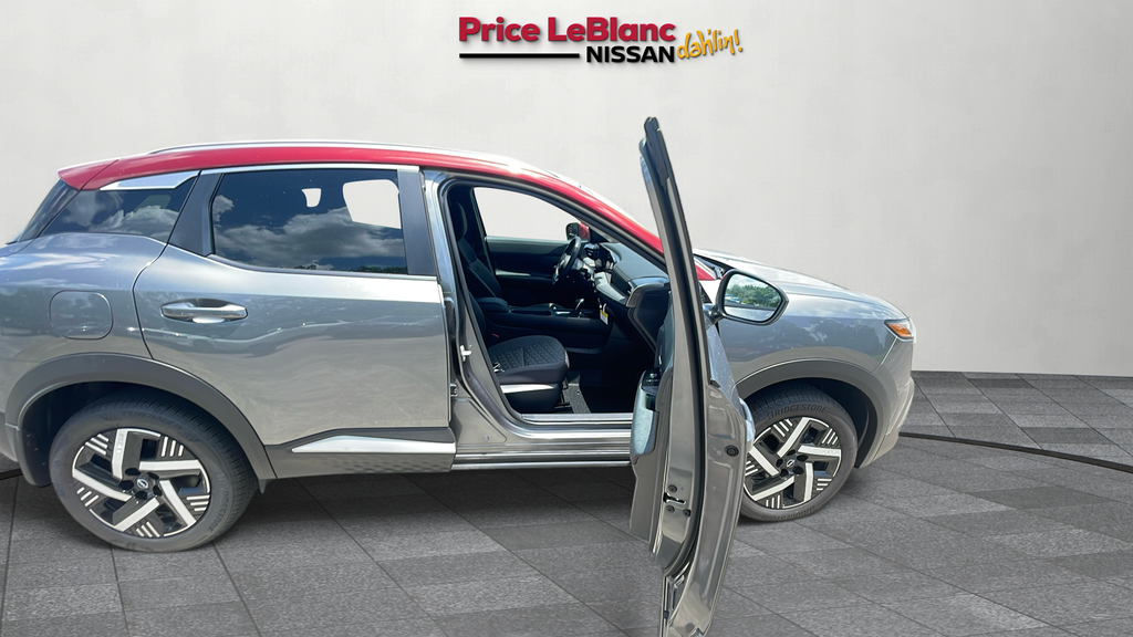 2025 Nissan Kicks SV photo 20