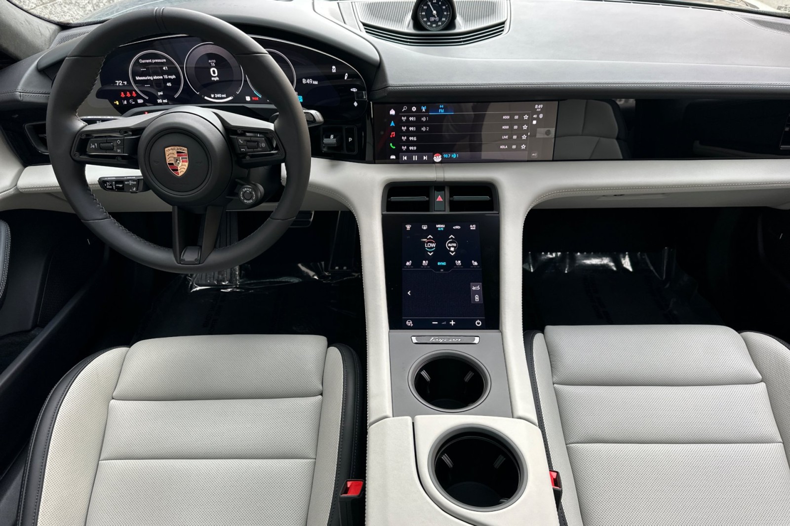 2026 Porsche Taycan GTS photo 6