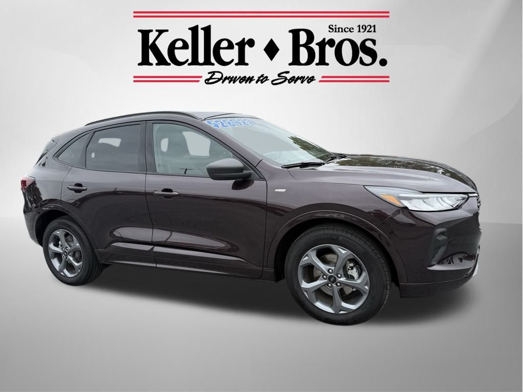 2023 Ford Escape ST-Line photo 3
