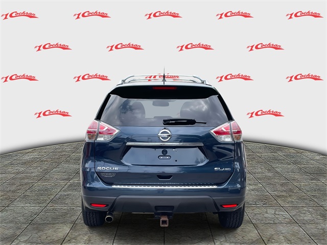 2015 Nissan Rogue SL photo 4