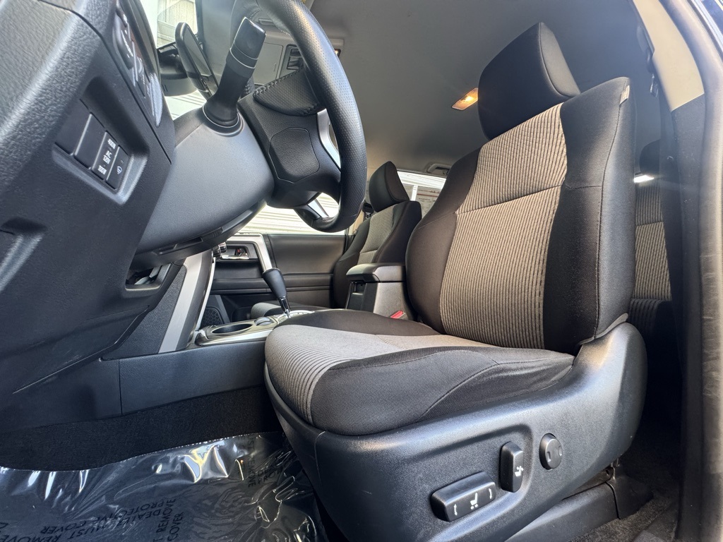 2024 Toyota 4Runner SR5 photo 6
