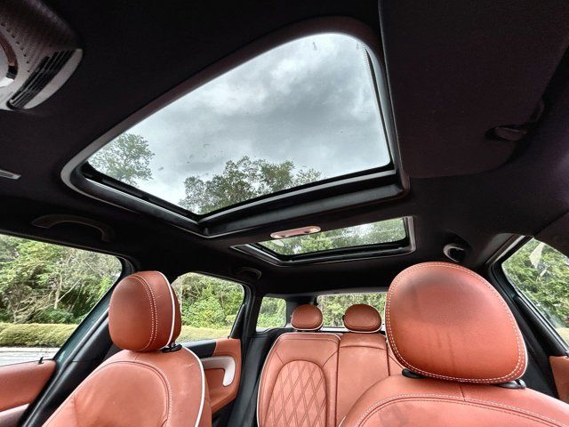 2023 Mini Cooper Signature photo 18
