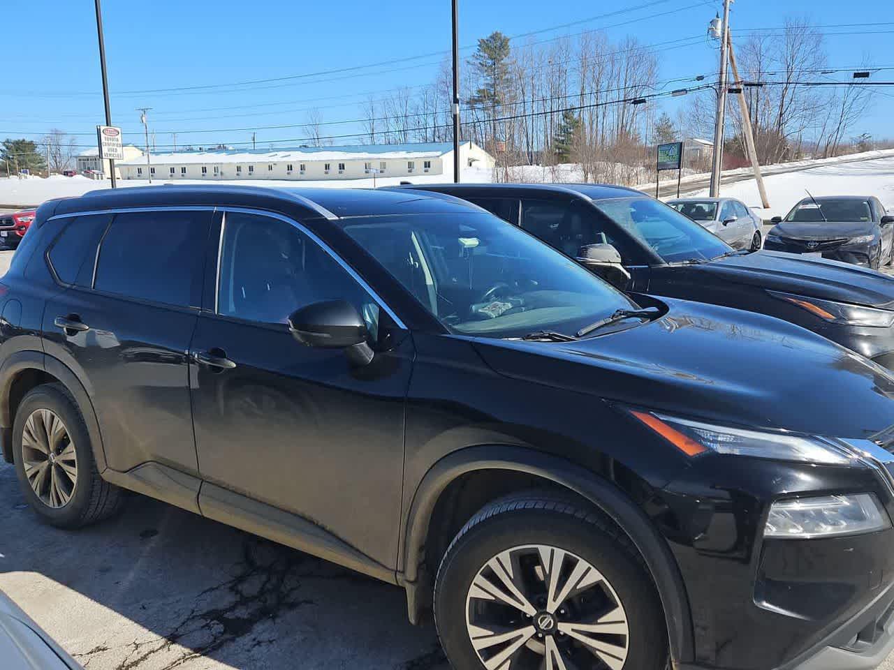 Used 2021 Nissan Rogue SV with VIN JN8AT3BB8MW213085 for sale in Oakland, ME