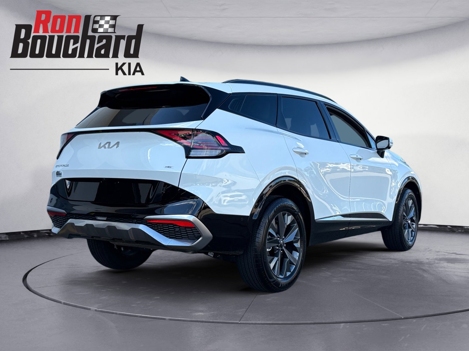 2025 Kia Sportage Hybrid photo 2
