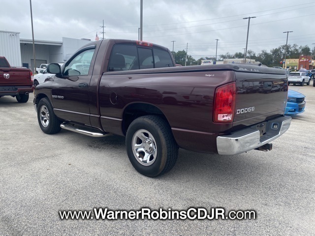 2004 Dodge Ram SLT photo 4
