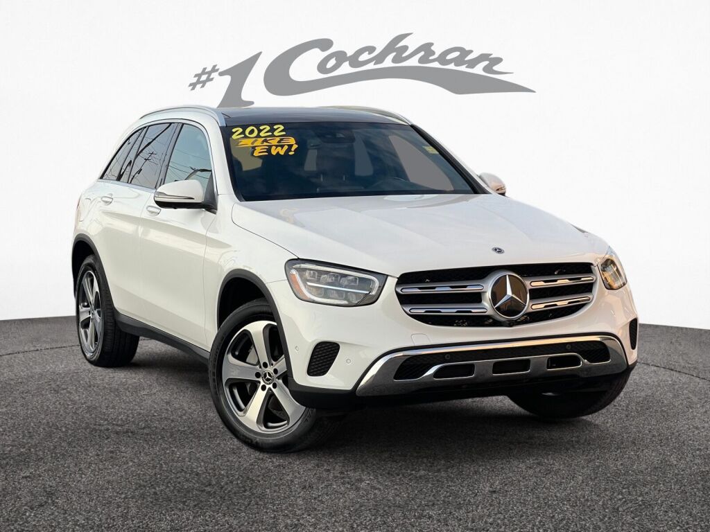 2022 Mercedes-Benz GLC GLC300's photo