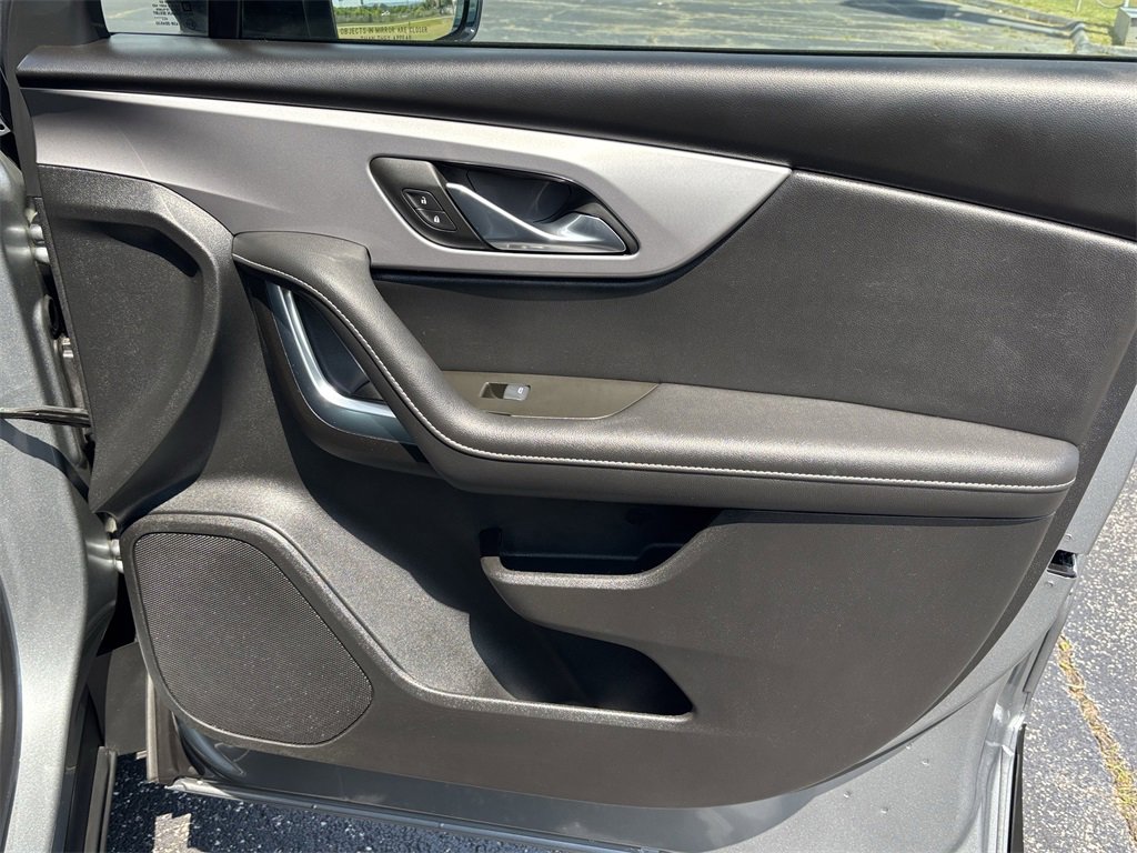 2025 Chevrolet Blazer 2LT photo 21