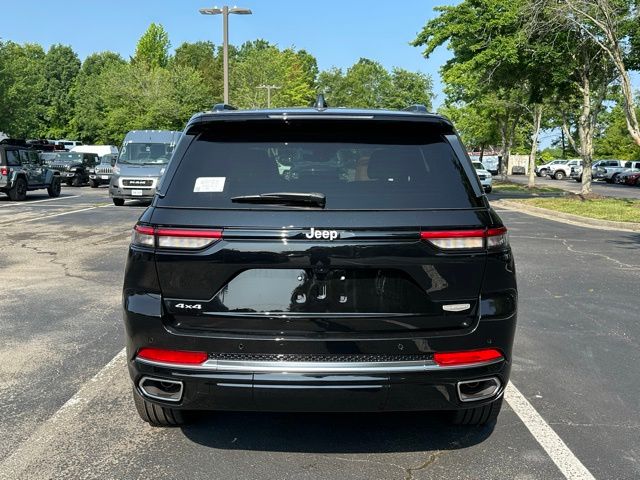 2025 Jeep Grand Cherokee Summit photo 6