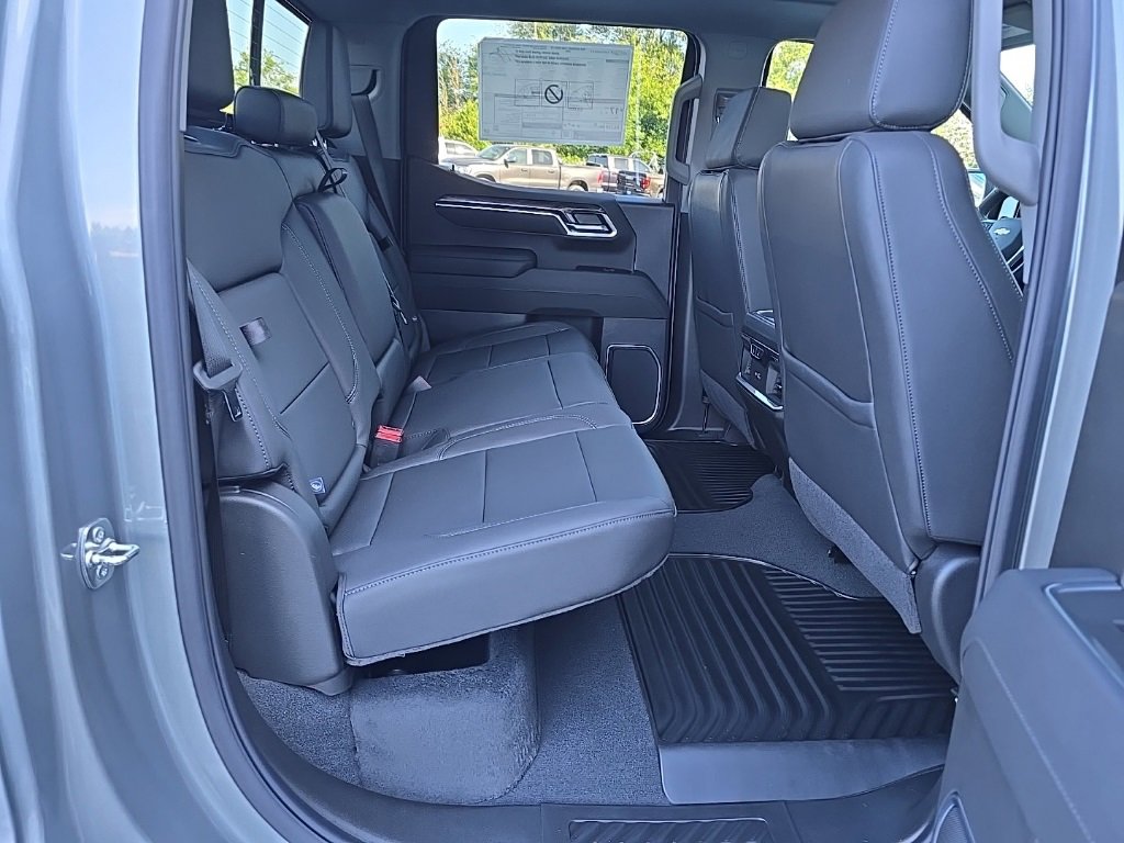 2025 Chevrolet Silverado 1500 LTZ photo 33