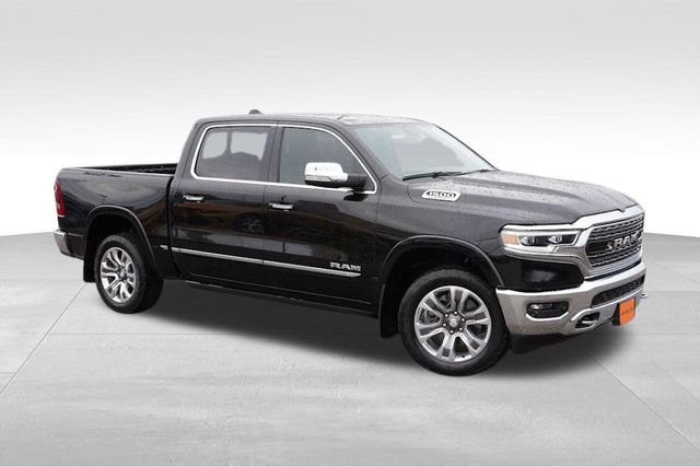 2022 Ram 1500 Limited photo 2