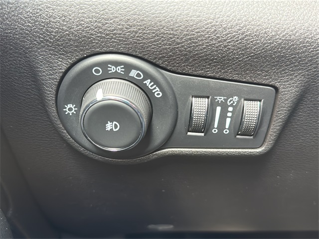 2023 Jeep Compass Trailhawk photo 27