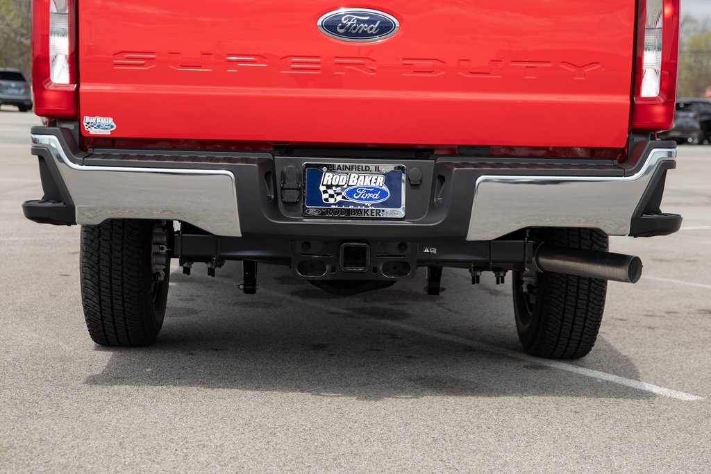 2025 Ford F-350 XL photo 12