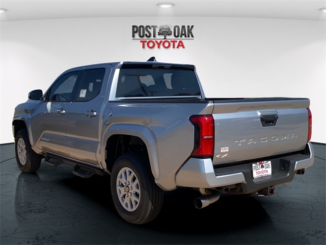 2025 Toyota Tacoma SR5 4x4 Double Cab photo 5