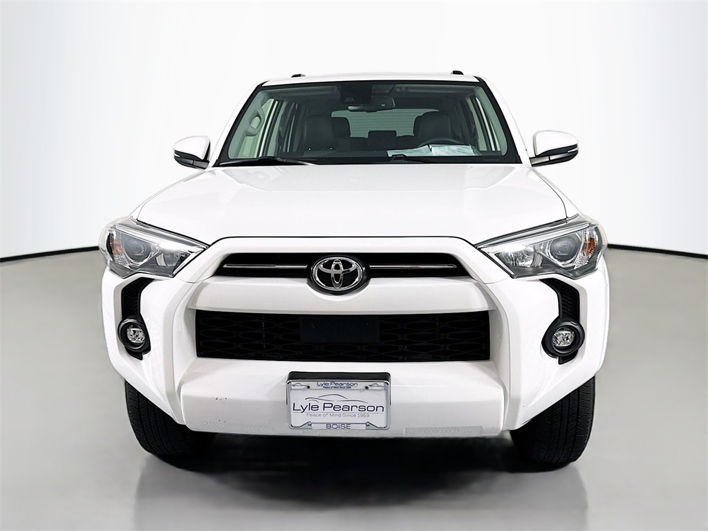 2023 Toyota 4Runner SR5 Premium photo 4