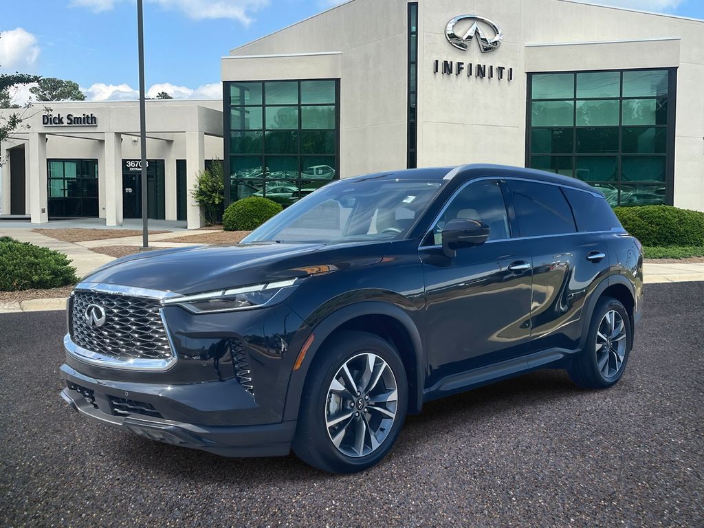 2025 Infiniti QX60 Luxe photo 3