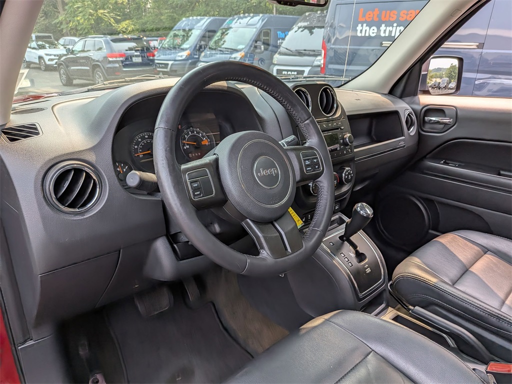 2016 Jeep Patriot High Altitude photo 10