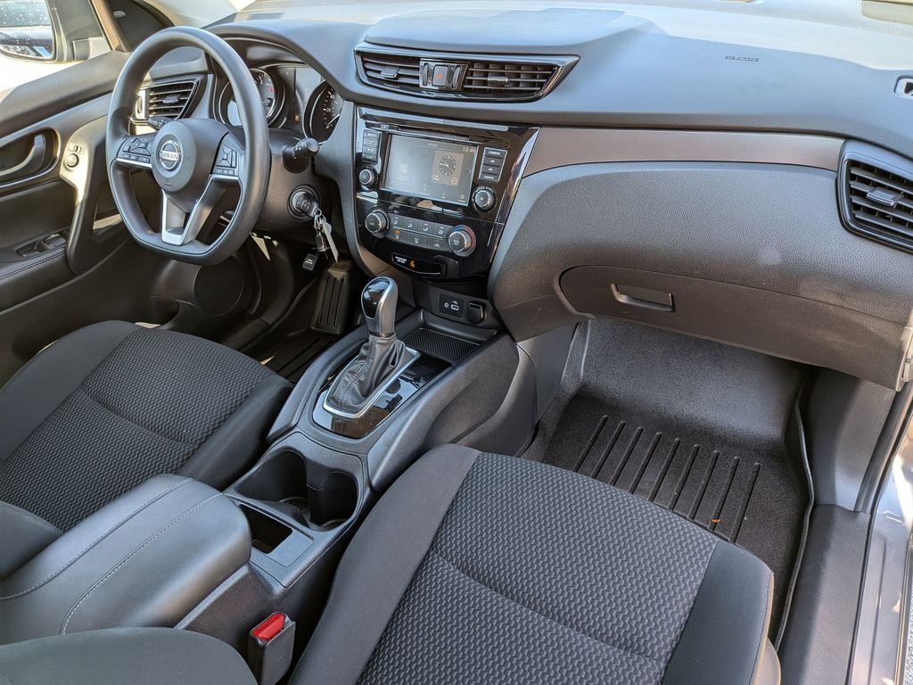 2022 Nissan Rogue Sport S photo 24