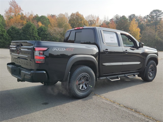 2026 Nissan Frontier PRO-4X photo 3