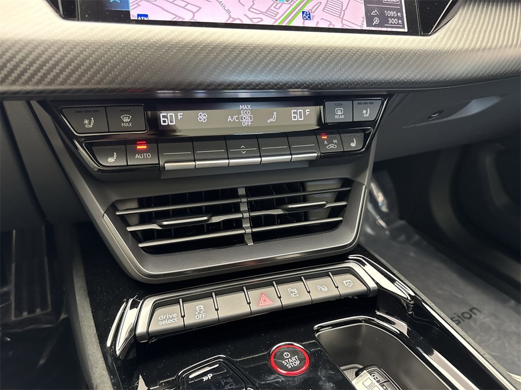 2025 Audi RS e-tron GT Base photo 19