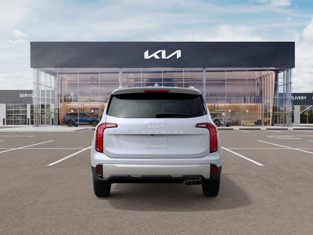 2025 Kia Telluride S photo 2