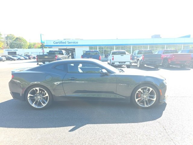 2017 Chevrolet Camaro 2LT photo 4