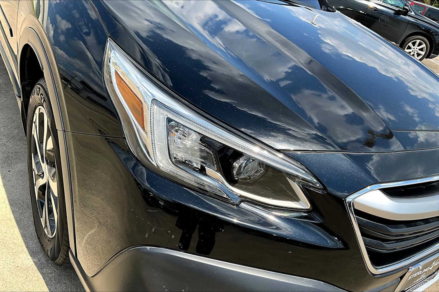 2021 Subaru Outback Touring XT photo 23