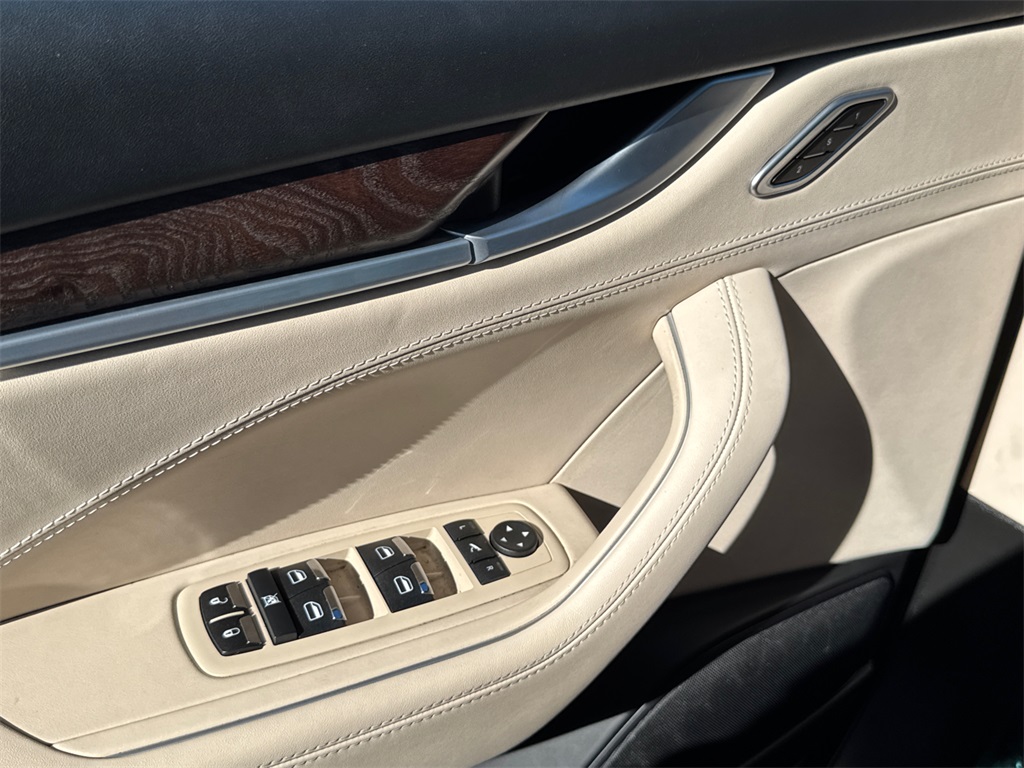 2018 Maserati Levante Base photo 26