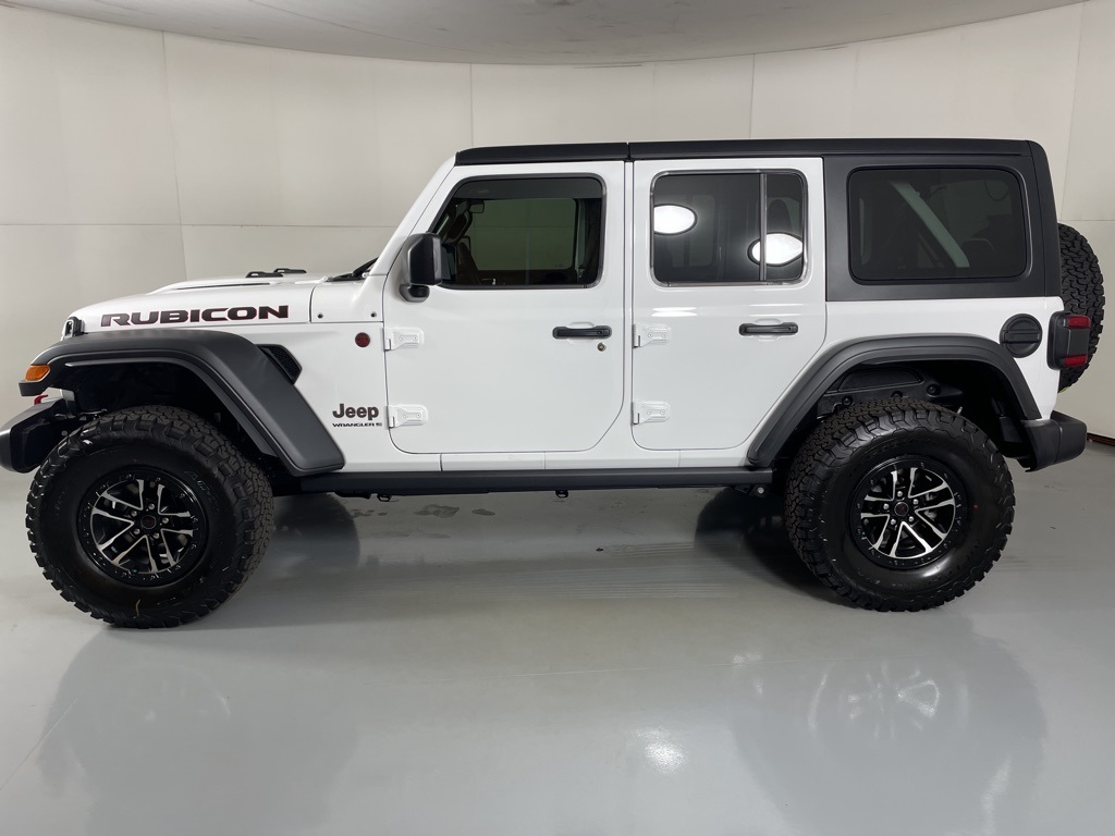 2025 Jeep Wrangler Rubicon photo 4