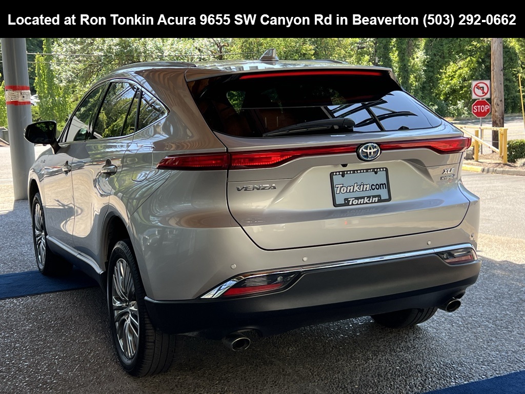 2021 Toyota Venza XLE photo 4