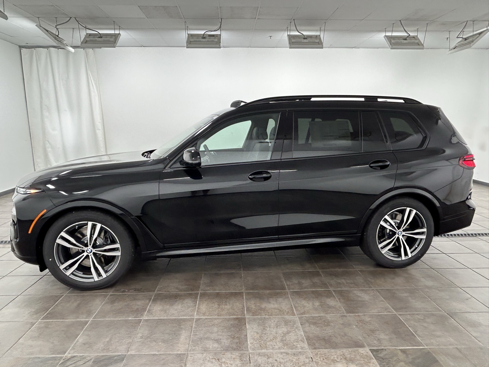 New 2026 Black BMW xDrive40i image 2
