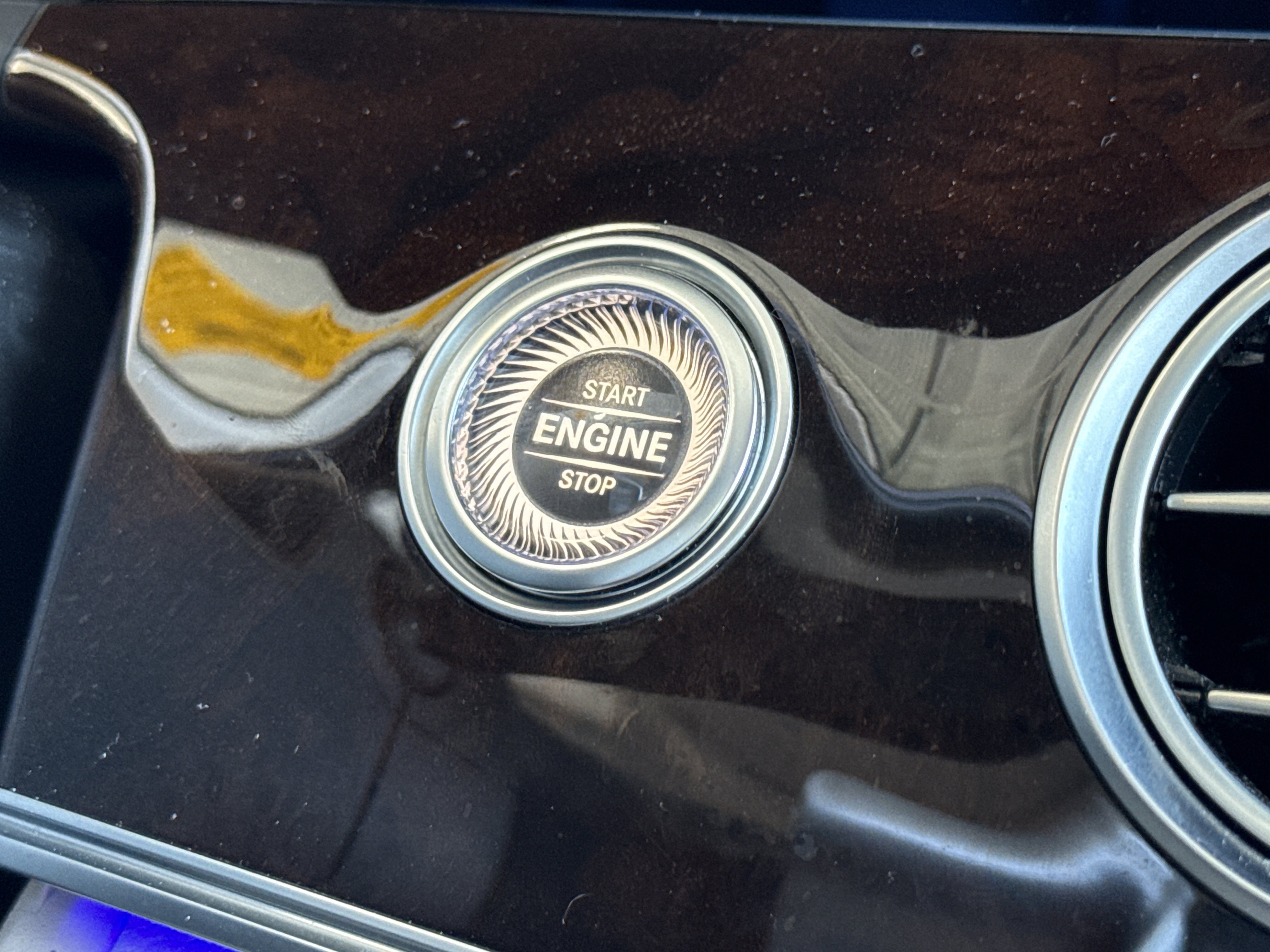 2023 Mercedes Benz E 350 photo 3