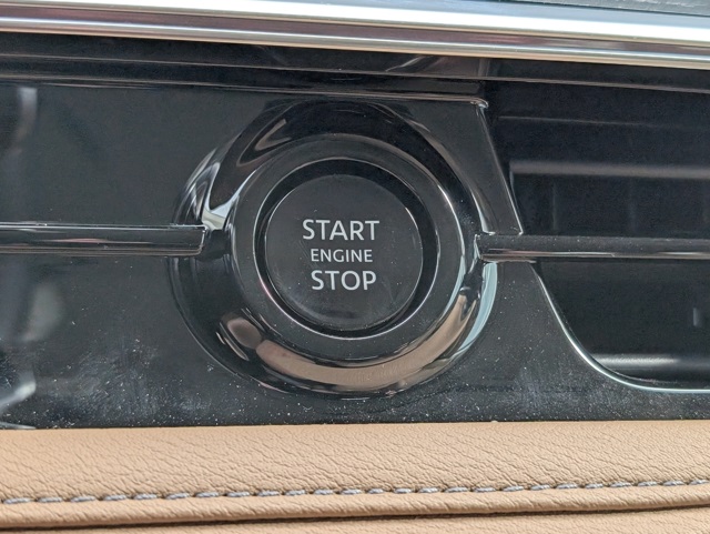 2025 Infiniti QX80 Sensory photo 12