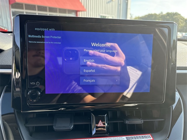 2026 Toyota Corolla Cross LE photo 18