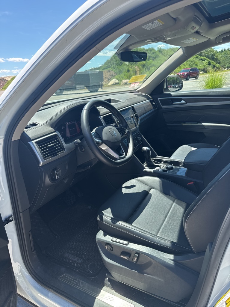 2021 Volkswagen Atlas SEL photo 10