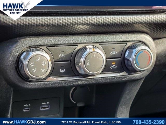 2023 NISSAN KICKS - Image 20