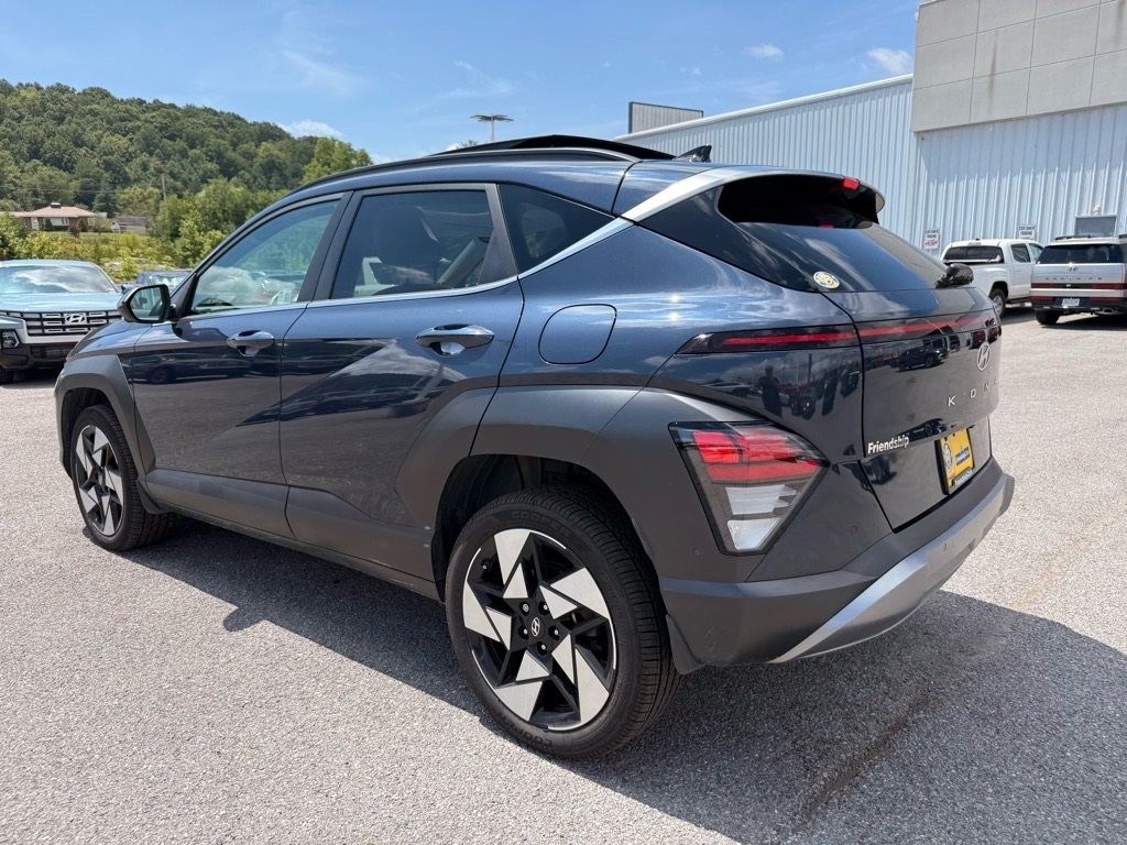 2024 Hyundai Kona Limited photo 4