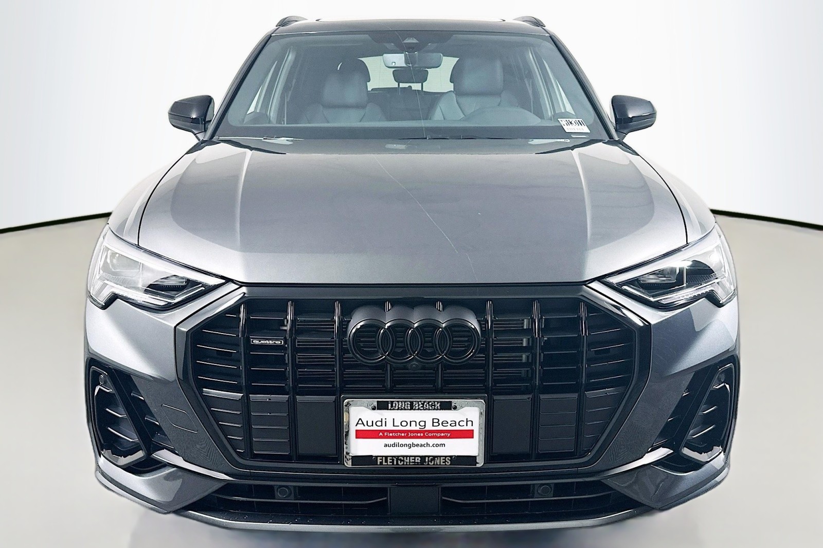2025 Audi Q3 S line Premium Plus photo 2