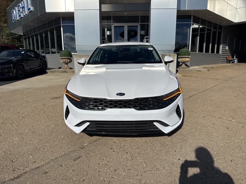 2021 Kia K5 LXS photo 2