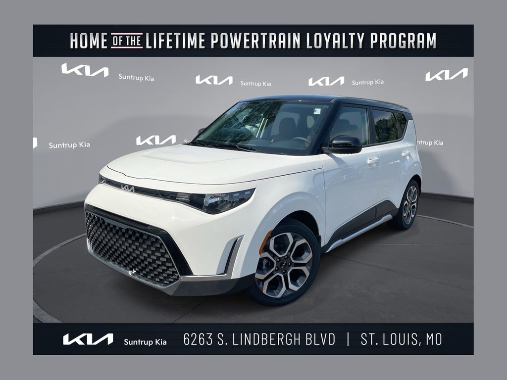 2025 Kia Soul EX's photo