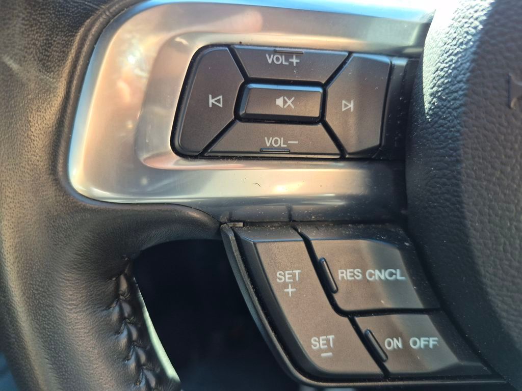 2020 Ford Mustang GT photo 17