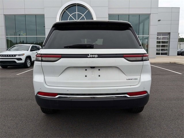 2023 Jeep Grand Cherokee Limited photo 4