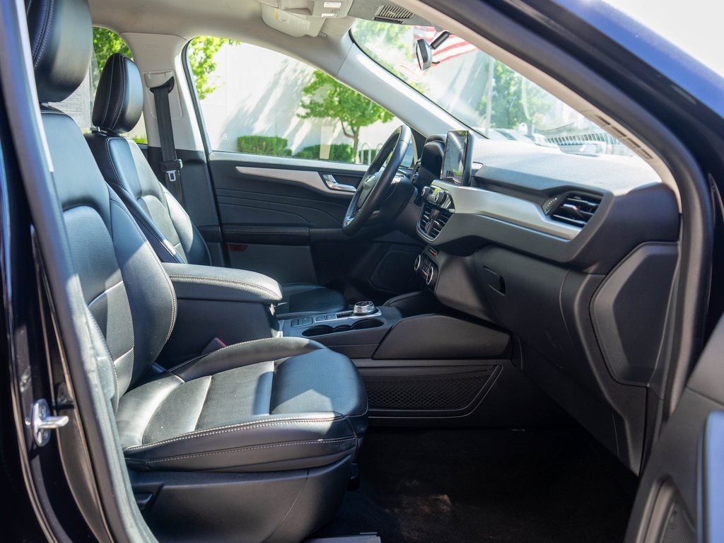 2021 Ford Escape SEL photo 10