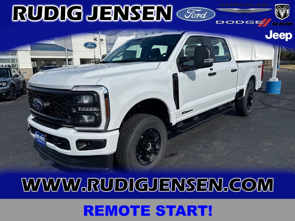 2026 Ford F-350 Super Duty XL's photo