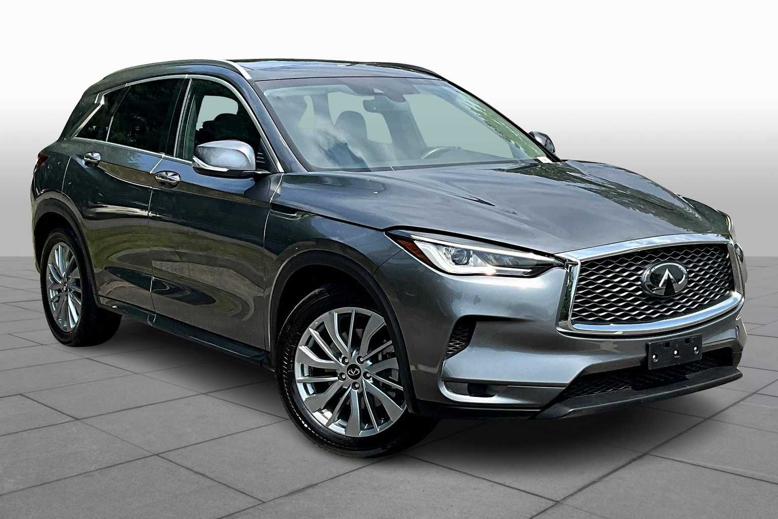 2024 Infiniti QX50 Luxe AWD photo 2