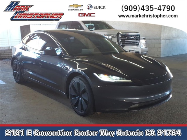 2025 Tesla Model 3 Performance's photo