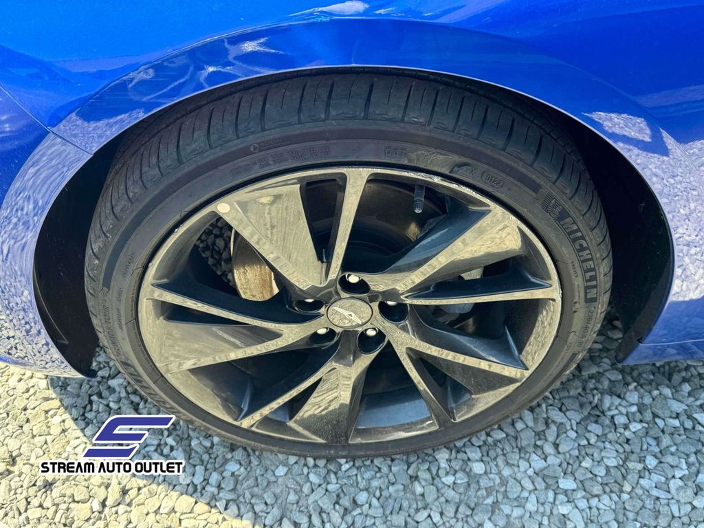 2023 Genesis G70 2.0T photo 7